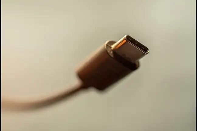 India to Implement USB-C Charging Standard for Mobile Phones by 2025: Full Details