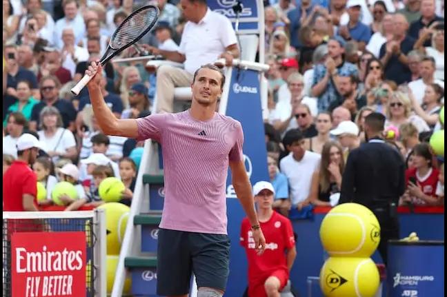 Alexander Zverev Secures 43rd Victory of 2024 Season, Advances to Hamburg Open Semis