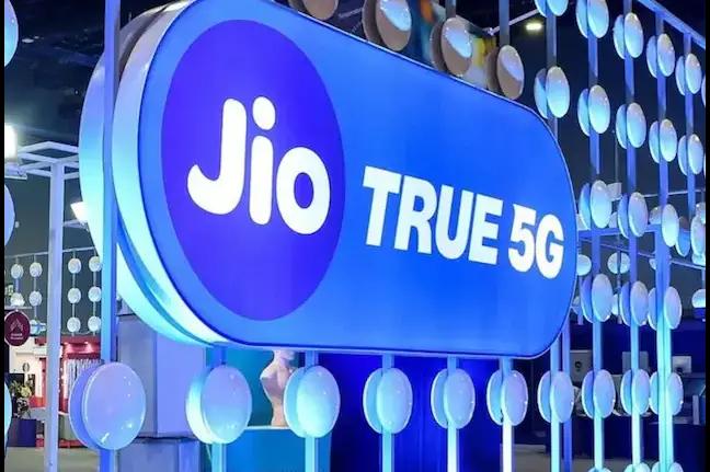 Reliance Jio Q1 Earnings: Records Net Profit of Rs 5,445 Crore